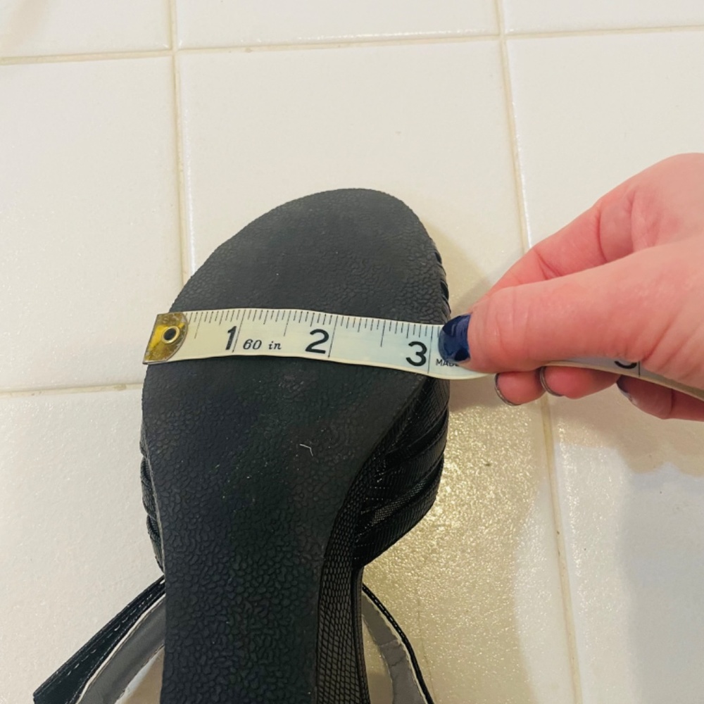 David Tate Sandals size 4 - Picture 7 of 8